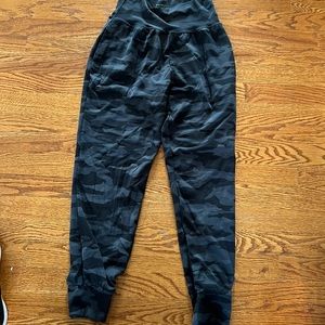 Athleta Salutation Jogger